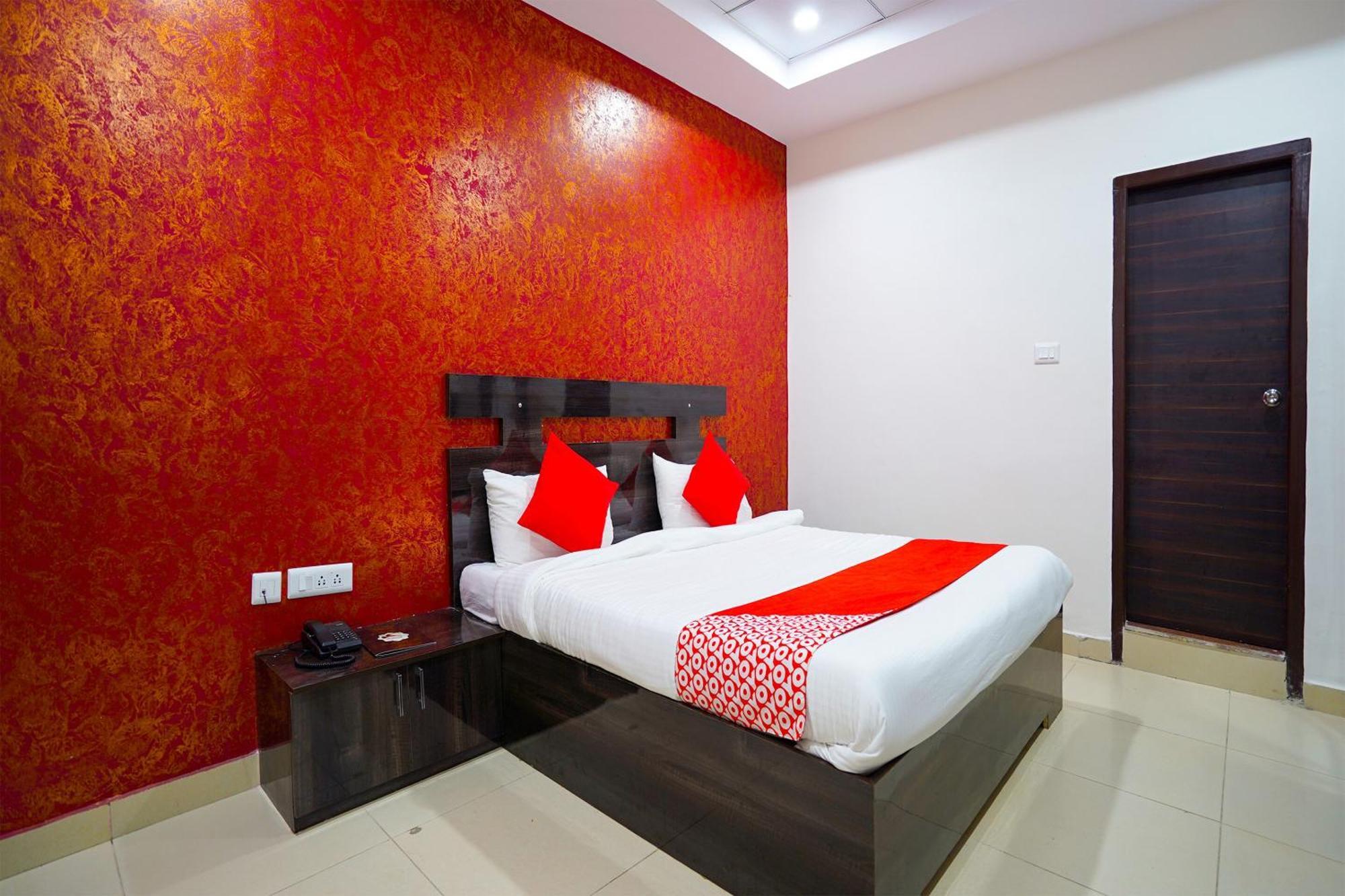 Hotel O H D Hotel Bhiwadi Exterior photo